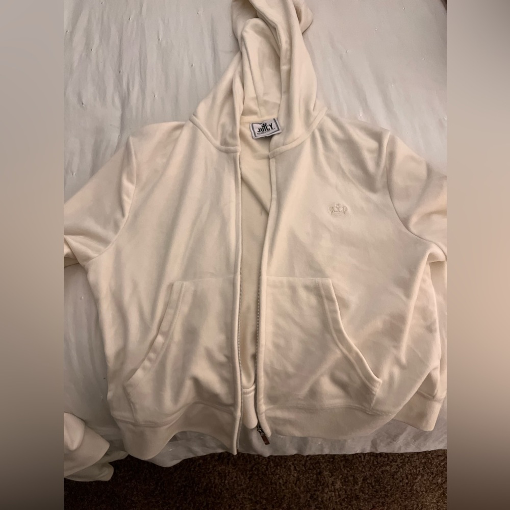 Juicy Couture White Sweatsuit